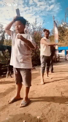 practicando-dale-a-la-tablita.gif
