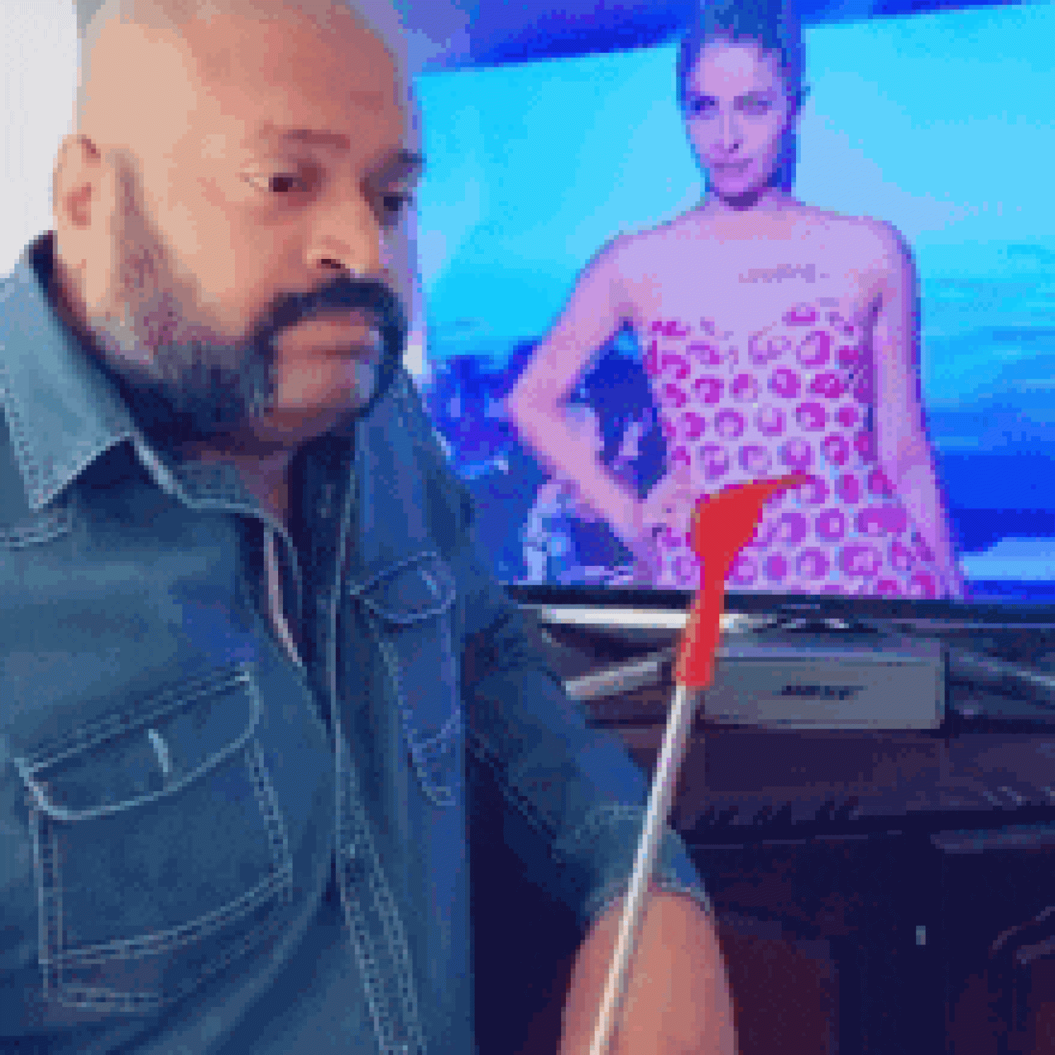 Zancadilla a modelo de pasarela