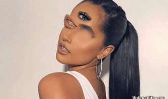 Game to arm Becky G