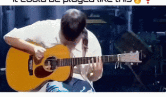 The guitar itseft didn’t know that it could be played like this